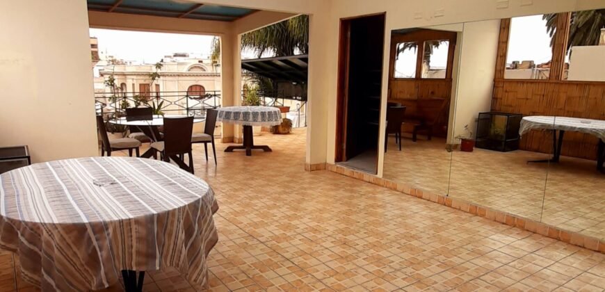 Linda Casa La Punta