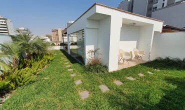 Alquilo lindo Triplex