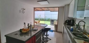 Moderna Casa Valle Hermoso de Monterrico