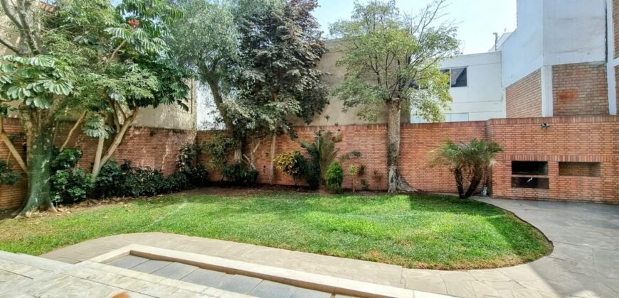 Linda Casa San isidro