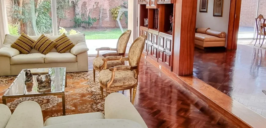 Linda Casa San isidro