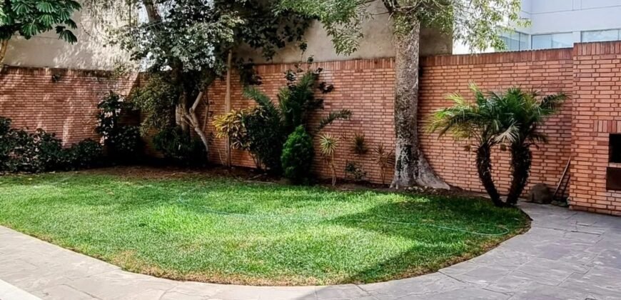 Linda Casa San isidro