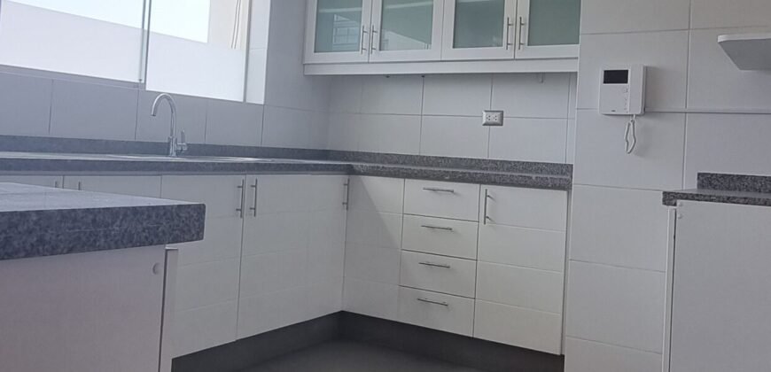 Octavio Espinoza!! Lindo Triplex estilo Casa!
