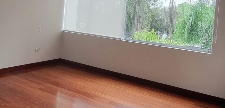 Octavio Espinoza!! Lindo Triplex estilo Casa!