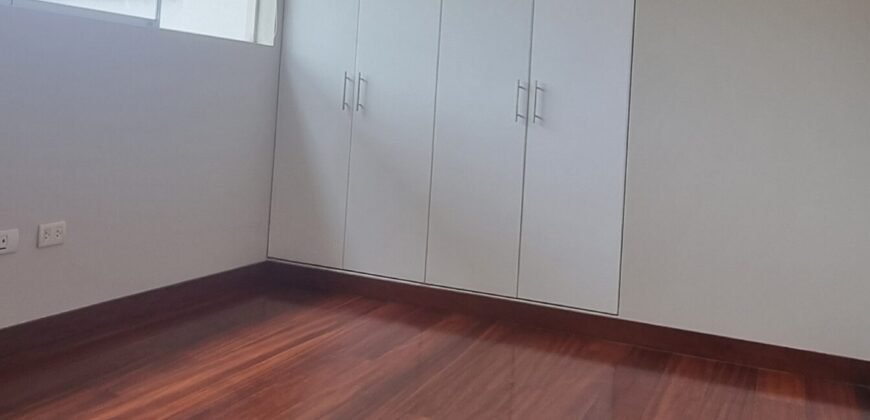 Octavio Espinoza!! Lindo Triplex estilo Casa!