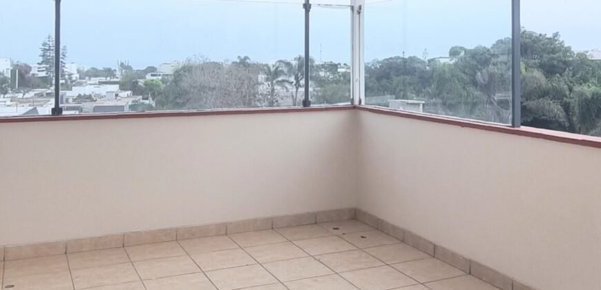 Octavio Espinoza!! Lindo Triplex estilo Casa!