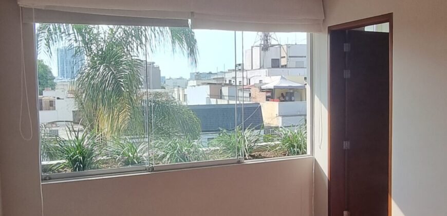 Penthouse Octavio Espinoza!! Lindo Triplex estilo Casa!