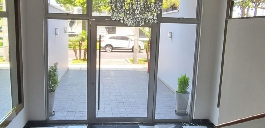 Liindo fino y exclusivo Dpto Arquitectura Mario Lara!